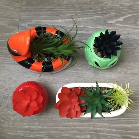 NWT Disney The Nightmare Before Christmas Faux Succulent Platter Set